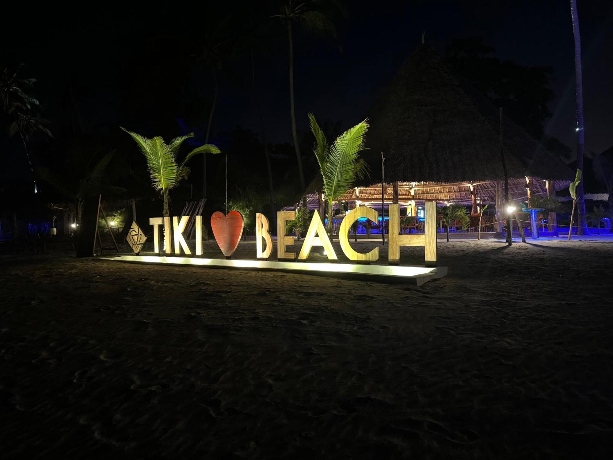 Tiki Beach Club & Resort (Adults Only) Bwejuu Eksteriør billede