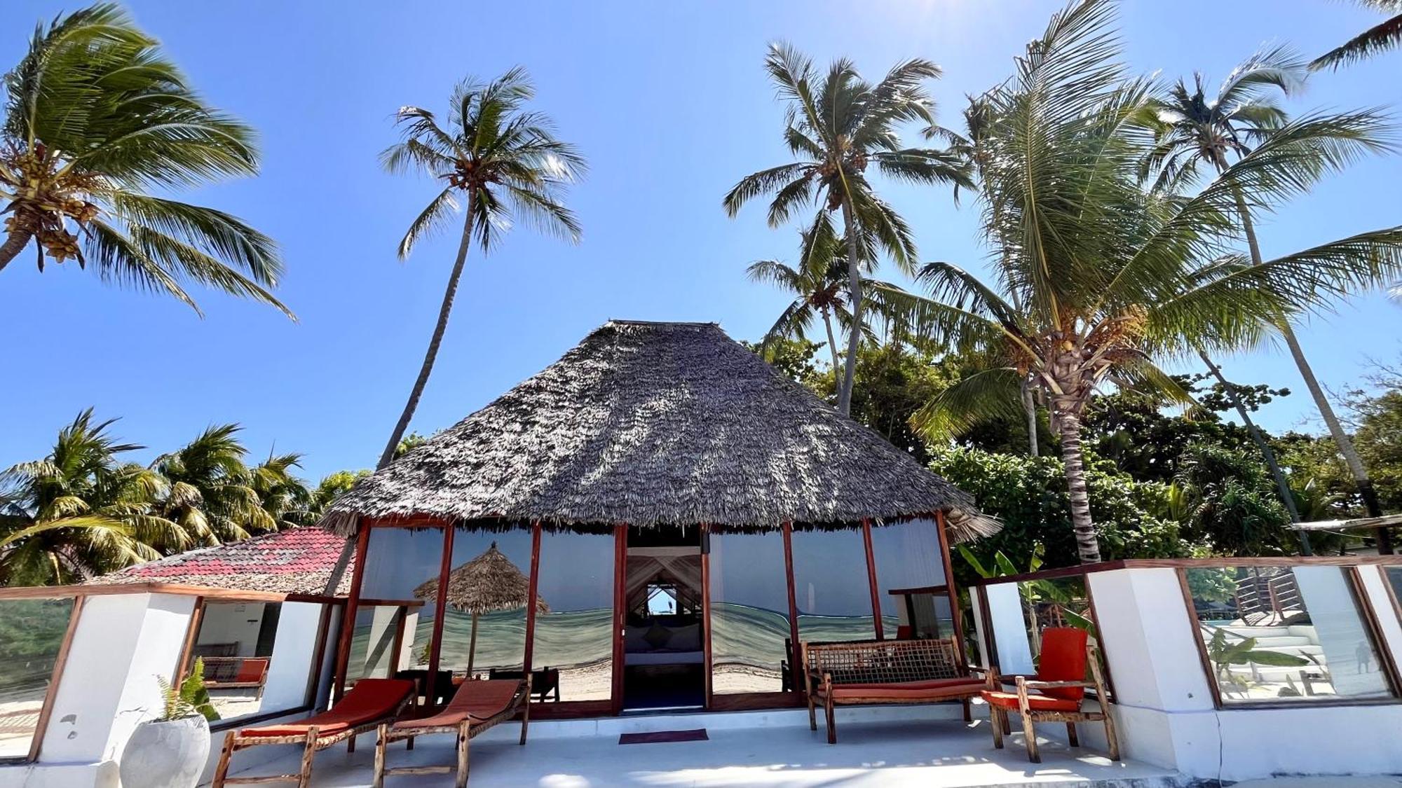 Tiki Beach Club & Resort (Adults Only) Bwejuu Eksteriør billede