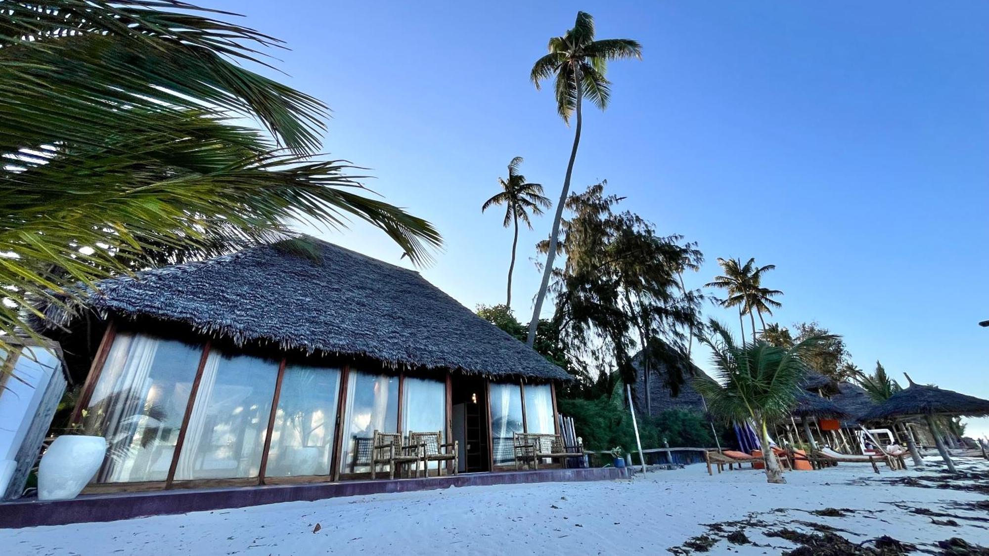 Tiki Beach Club & Resort (Adults Only) Bwejuu Eksteriør billede